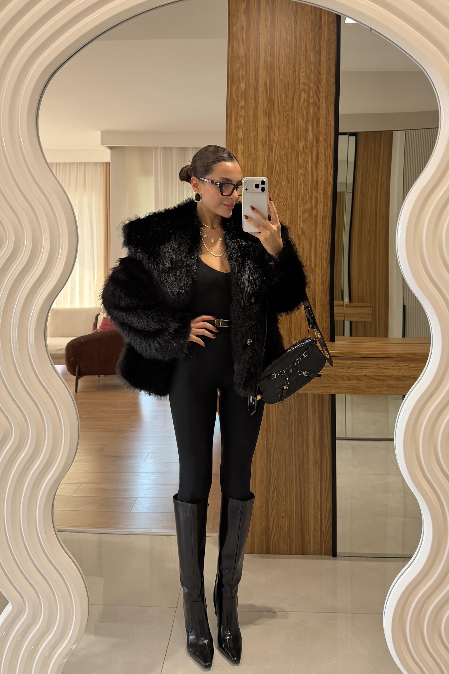 Beyonce Siyah Yakalı Premium Kürk