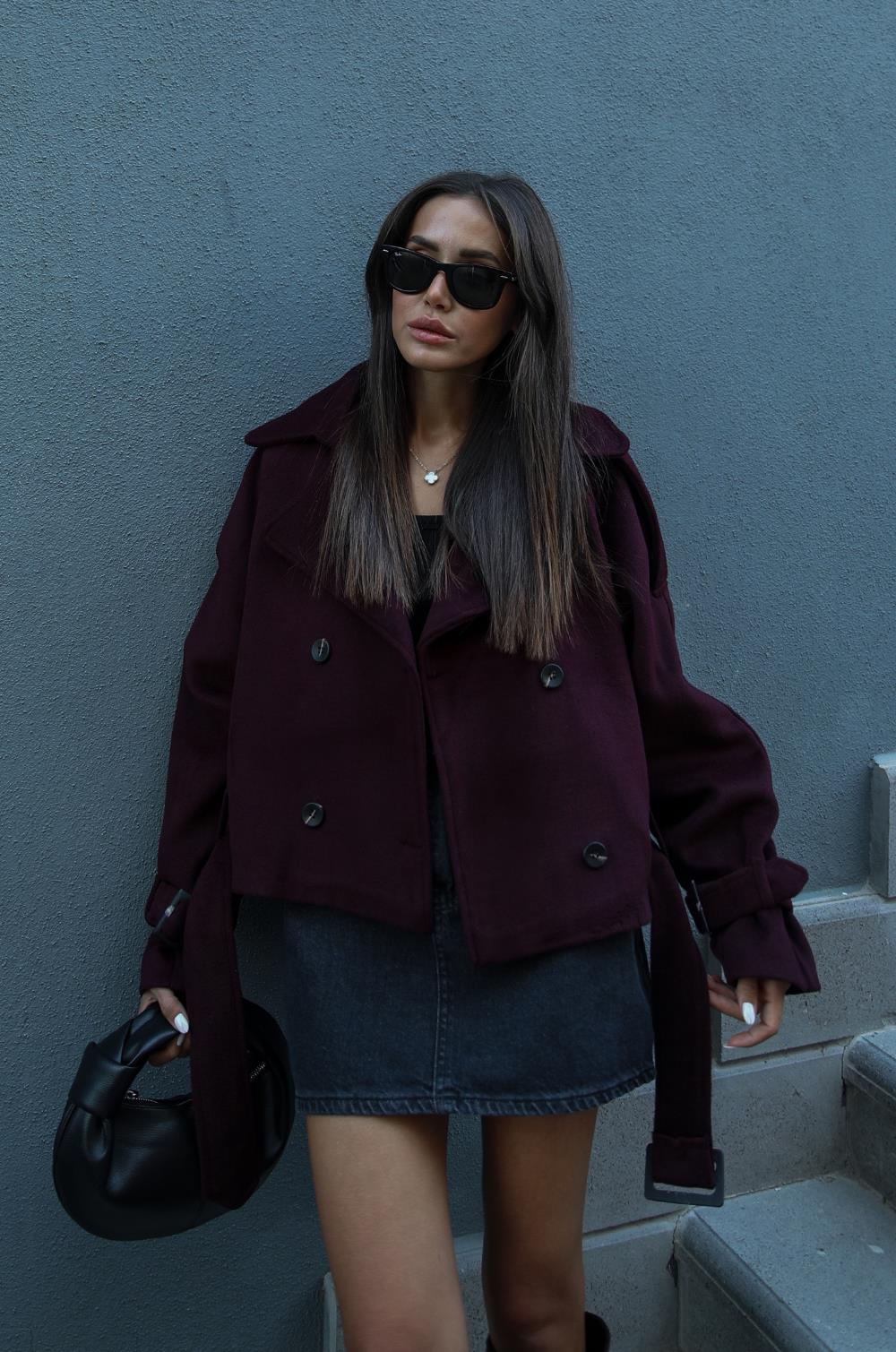 BORDO ALTI KEMERLI KISA KAŞE KABAN