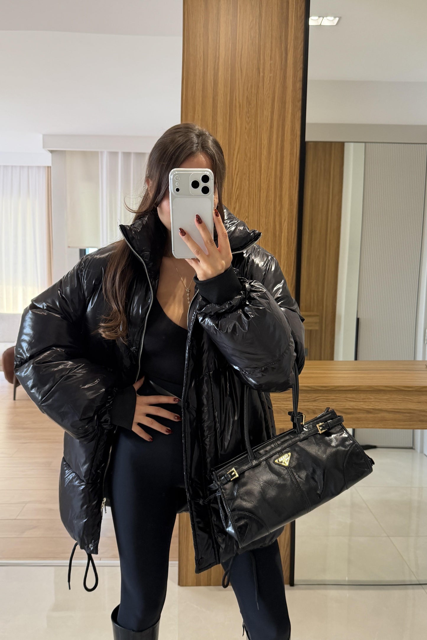 Monje Siyah Şişme Mont