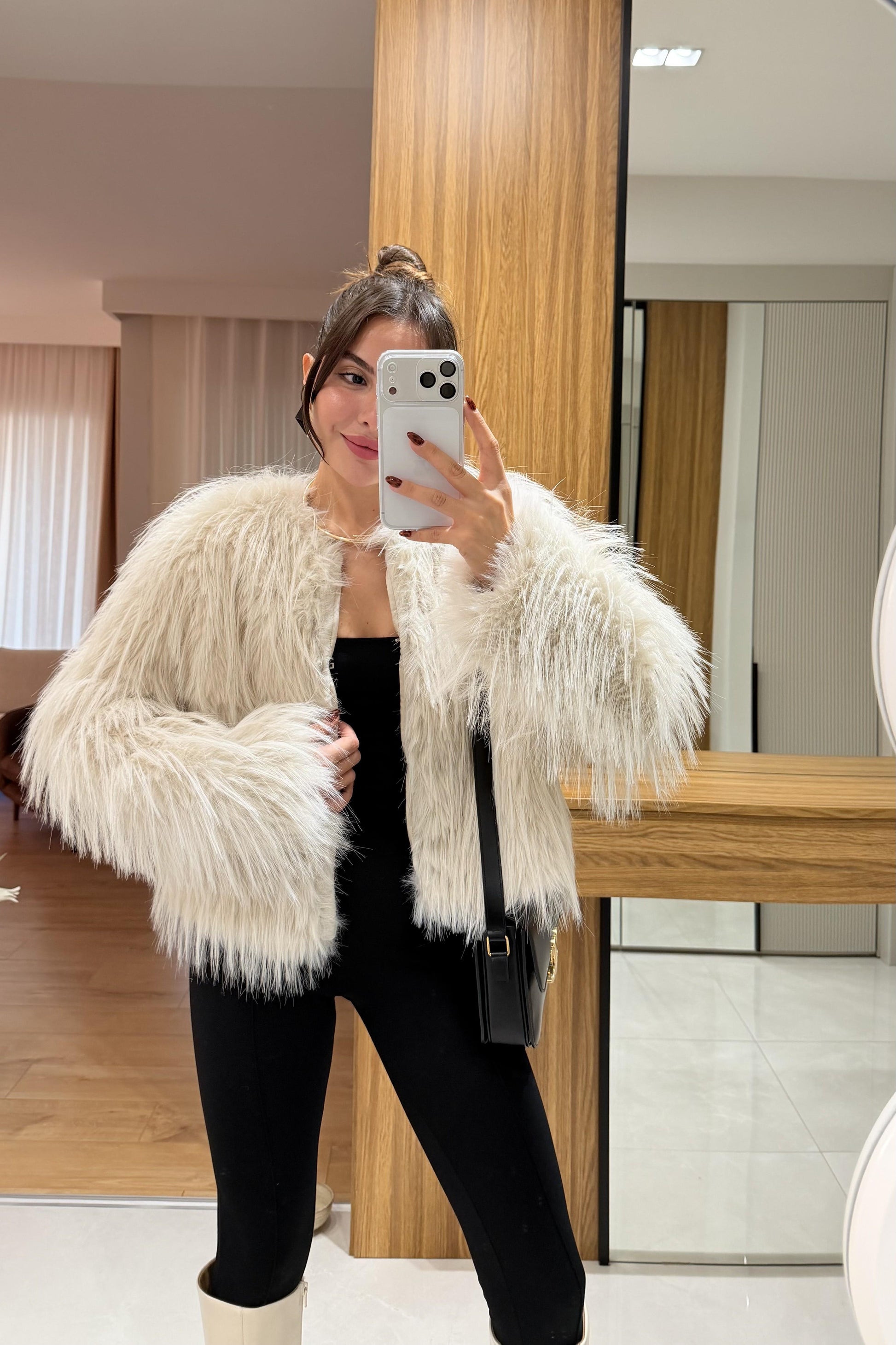 Bellamy Ekru Saçaklı Kürk