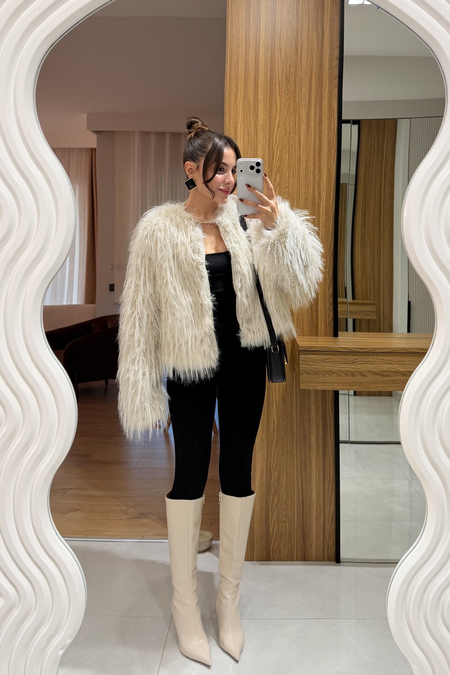 Bellamy Ekru Saçaklı Kürk