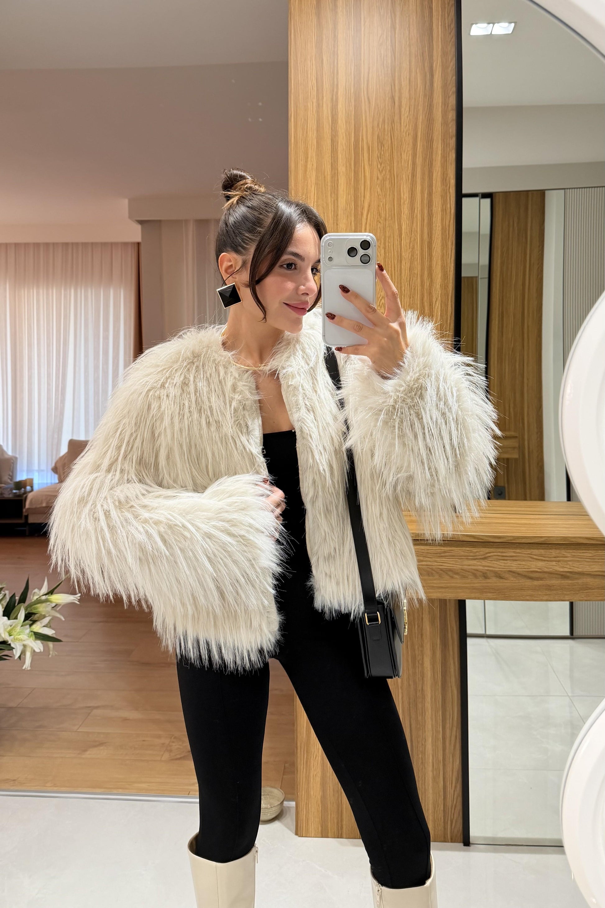 Bellamy Ekru Saçaklı Kürk