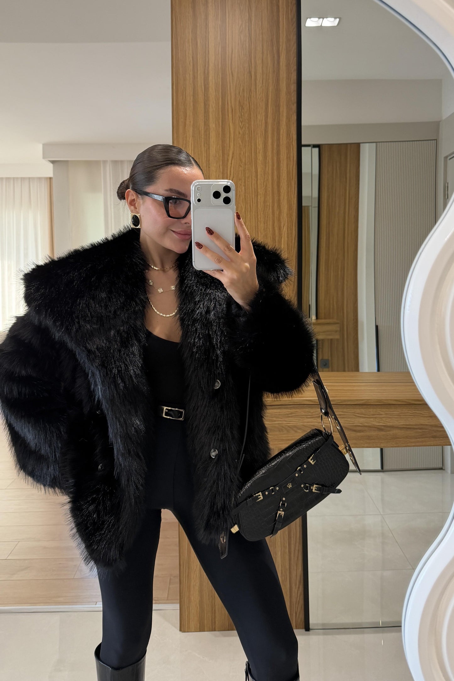 Beyonce Siyah Yakalı Premium Kürk