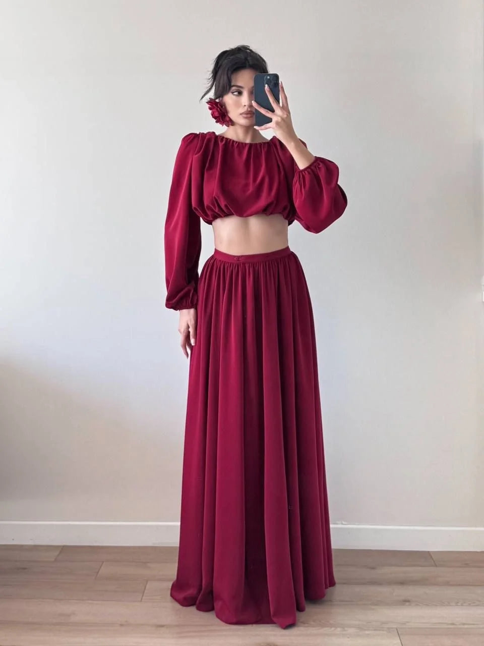 Büzgülü Omzu Vatkalı Etekli İkili Takım