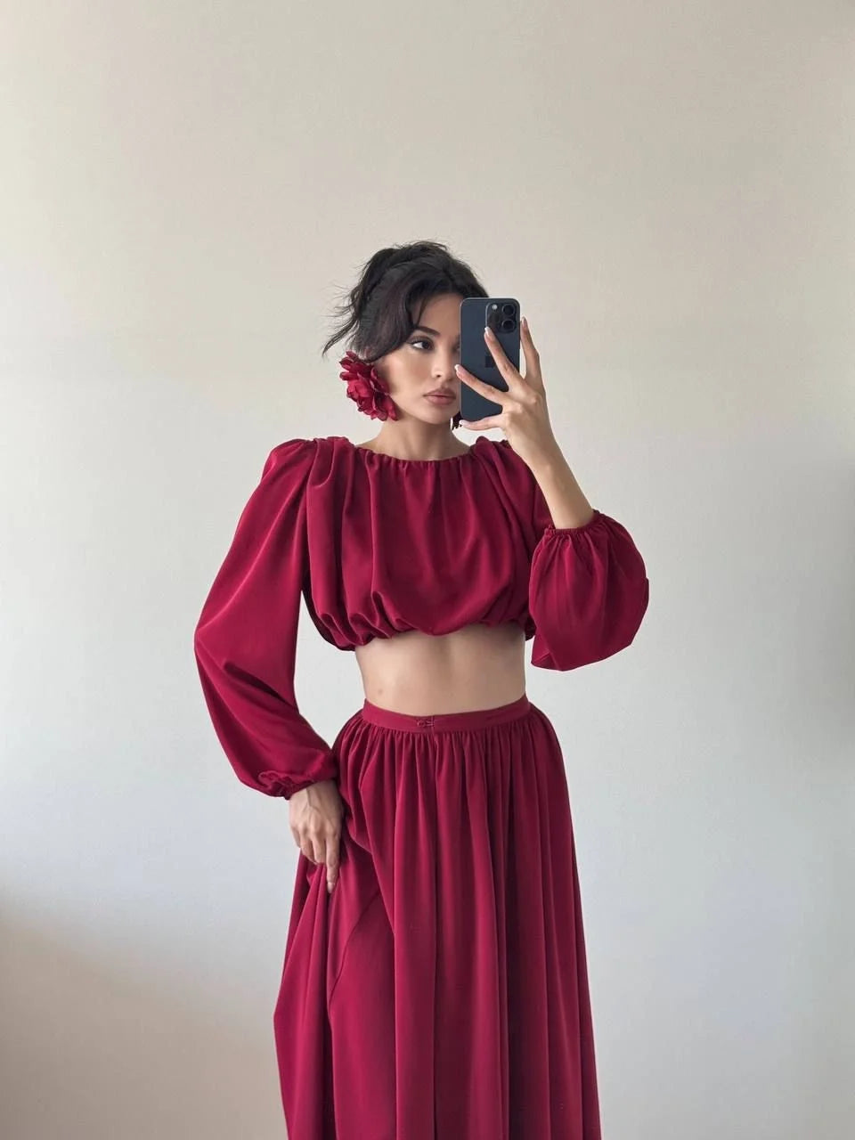 Büzgülü Omzu Vatkalı Etekli İkili Takım