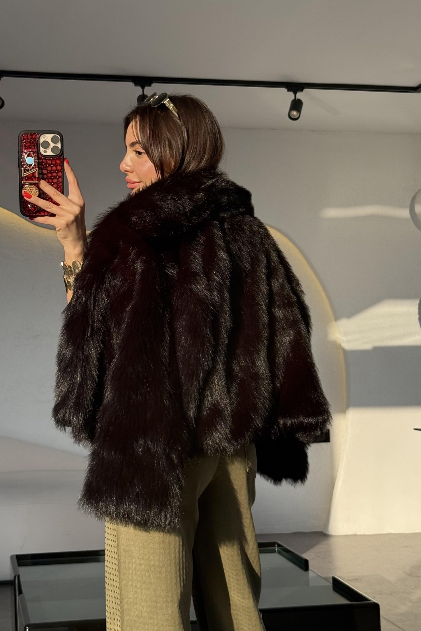 Chirista Siyah Premium Kalite Yakalı Kürk