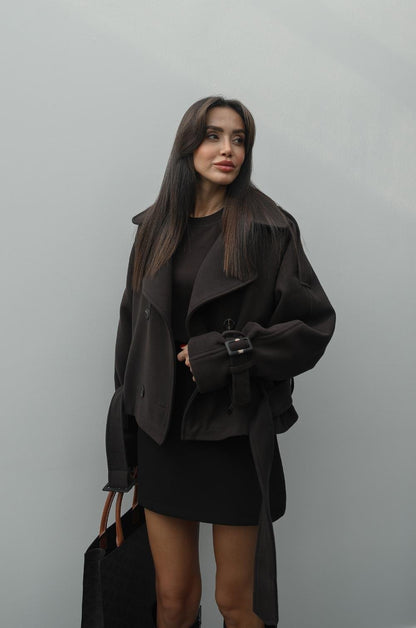 KAHVERENGI ALTI KEMERLI KISA KAŞE KABAN