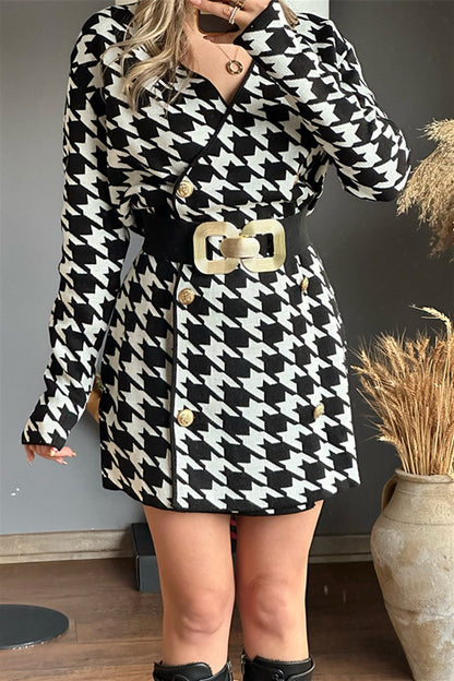 Kazayağı desen gold düğmeli triko elbise