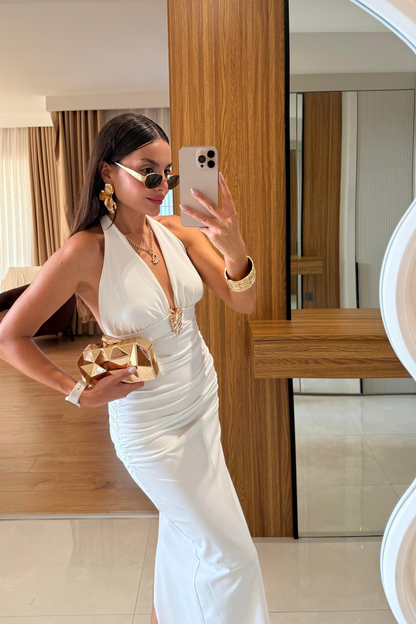 Keira Beyaz Aksesuar Detaylı Elbise