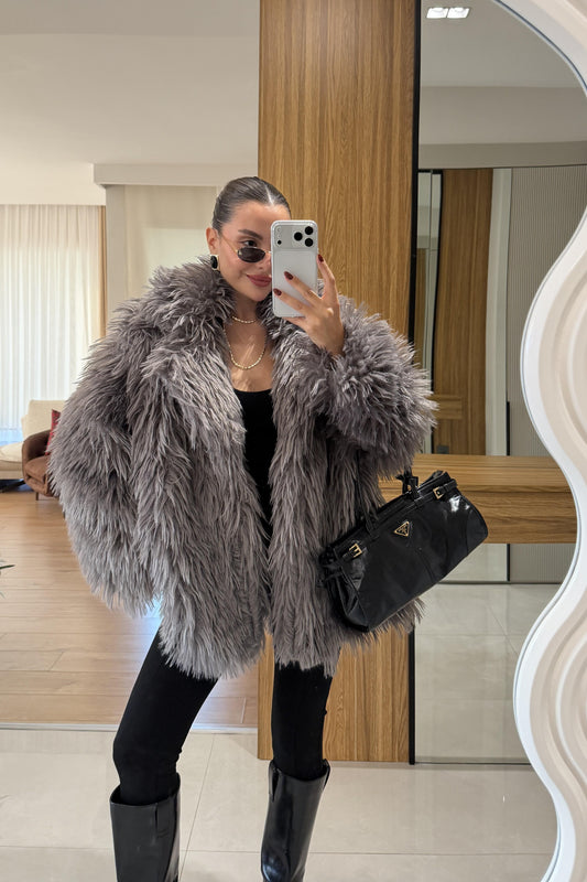 Lilya Antrasit Kabarık Tüylü Kürk