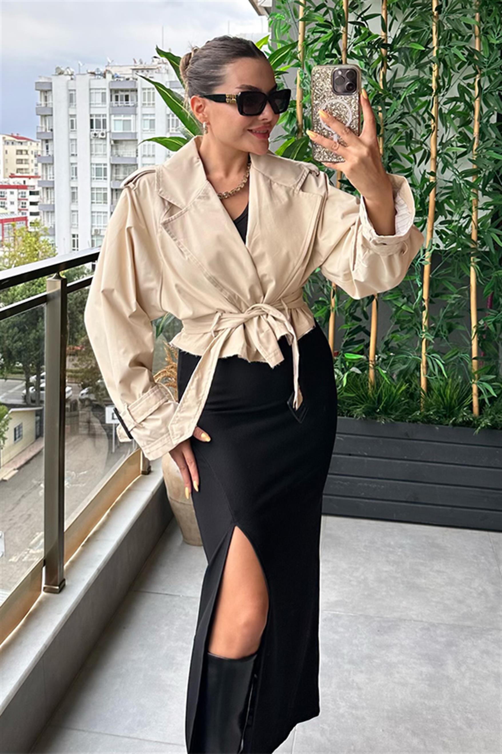 Loose mini ekru trençkot