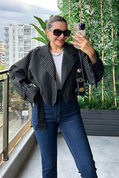 Loose mini siyah çizgili trençkot