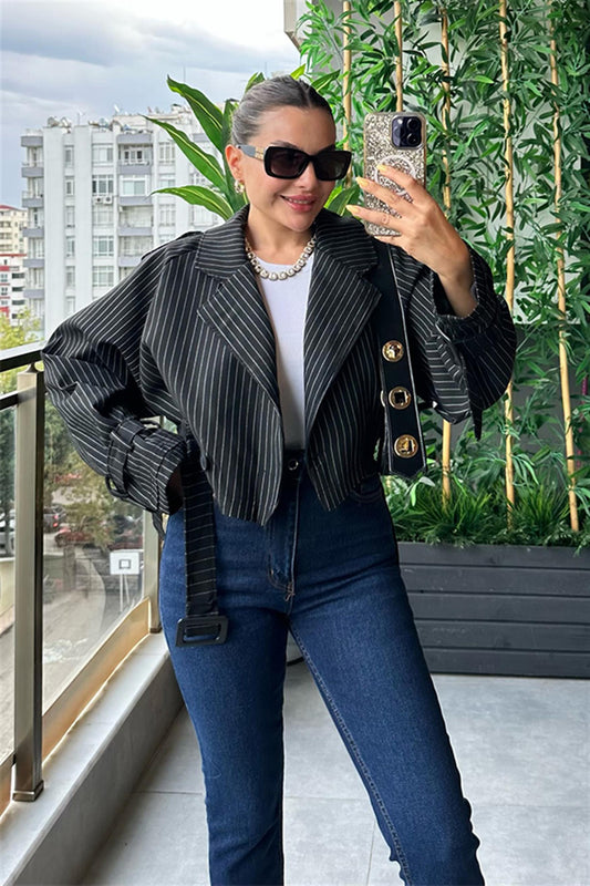 Loose mini siyah çizgili trençkot