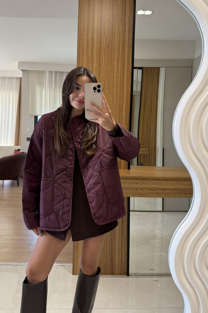 Nadja Bordo Kapitone Mont