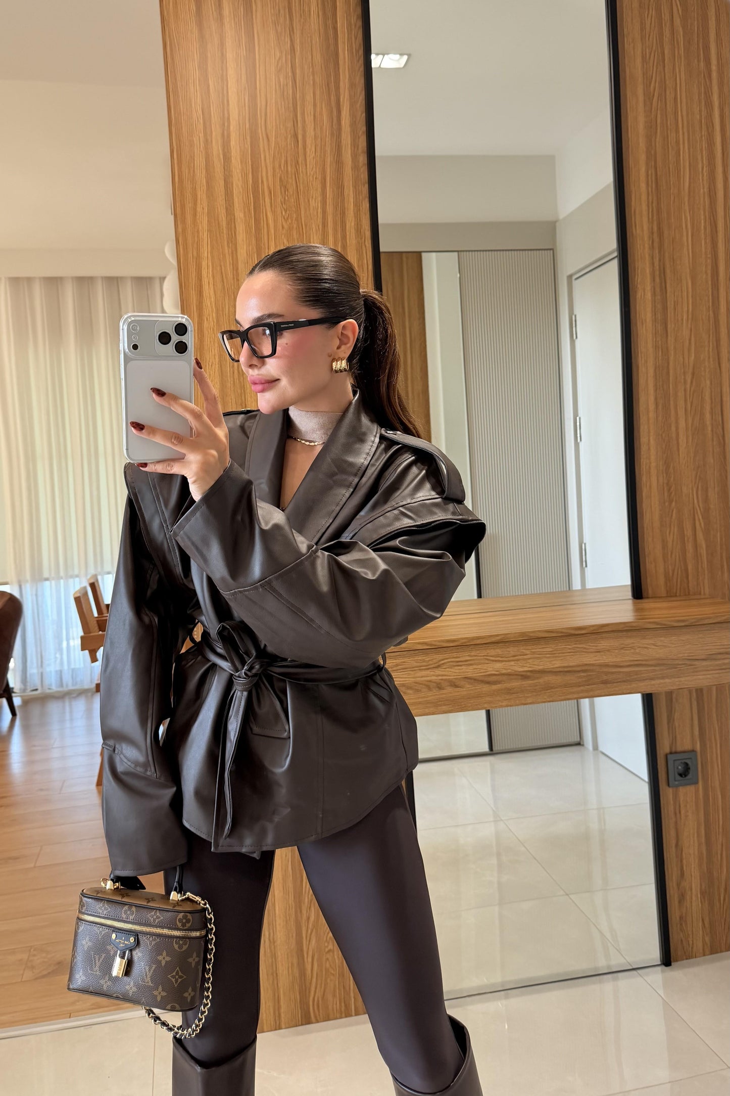 Newyork Acı Kahve Tasarım Kuşaklı Deri Ceket