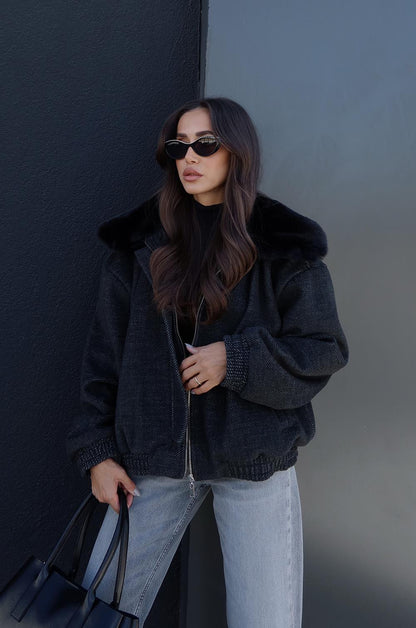 SIYAH SADIE KÜRK DETAYLI KAŞE MONT